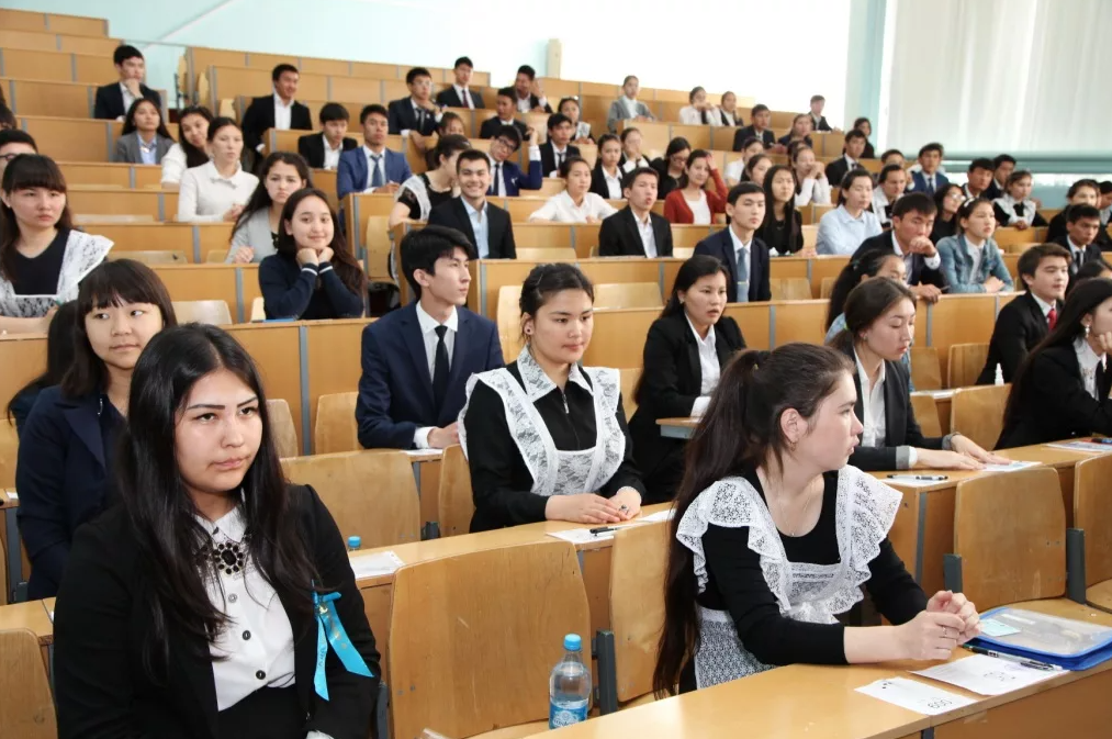 ЕНТ-2021 в Казахстане: у выпускников будет две попытки