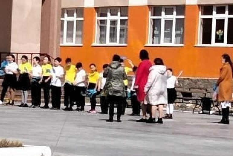 В Петропавловске школьники заболели после уличного патриотического флешмоба