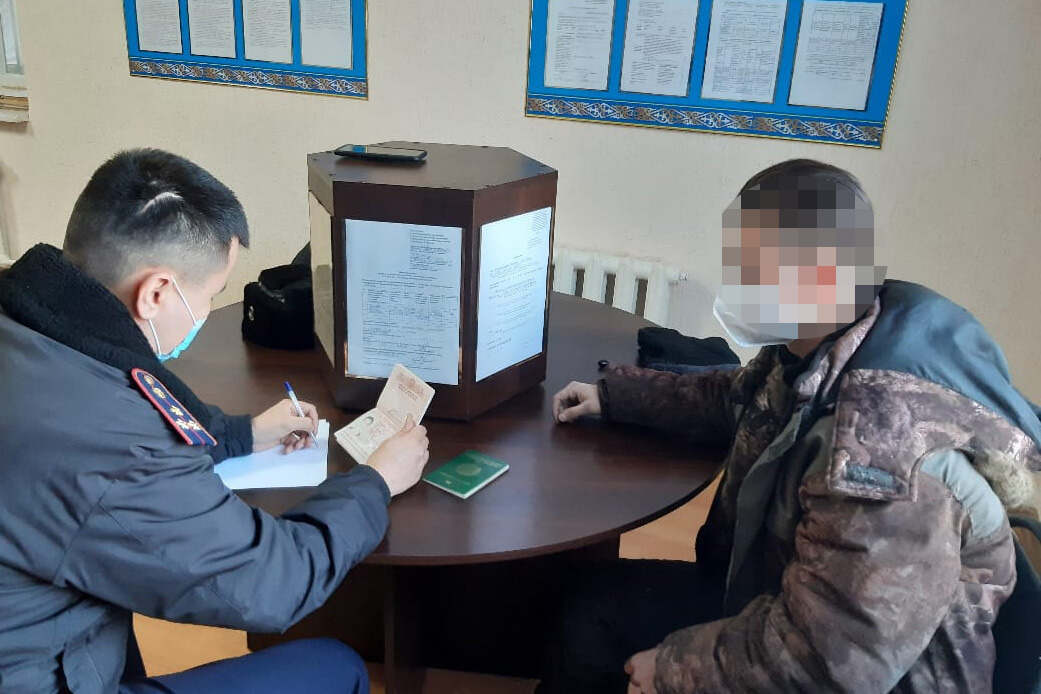 Восемь граждан Таджикистана и китаец незаконно работали на стройке в Петропавловске