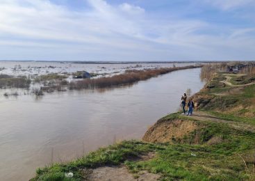 Уровень воды в Ишиме на севере Казахстана по состоянию на 00:00 28 апреля
