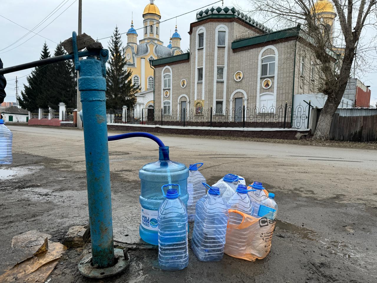 вода колонка, паводок-2024 Петропавловск