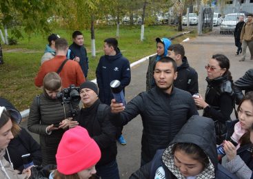 Полицейские Петропавловска провели массовую акцию со школьниками в борьбе с наркограффити